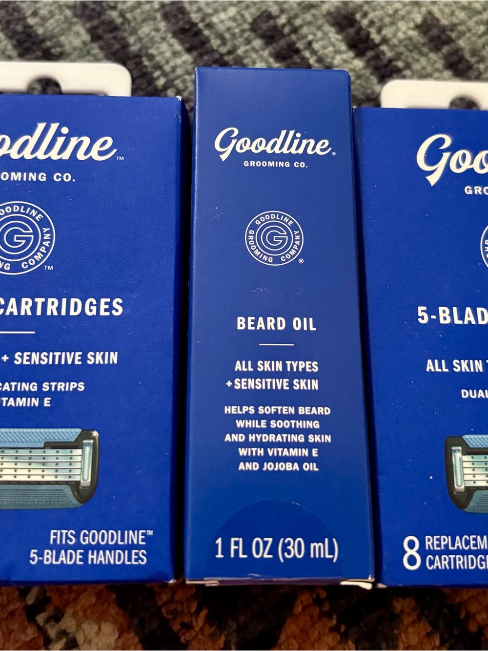 Goodline Blue Beard Oil for Men - Hydrating Grooming Oil & Razor Blades
